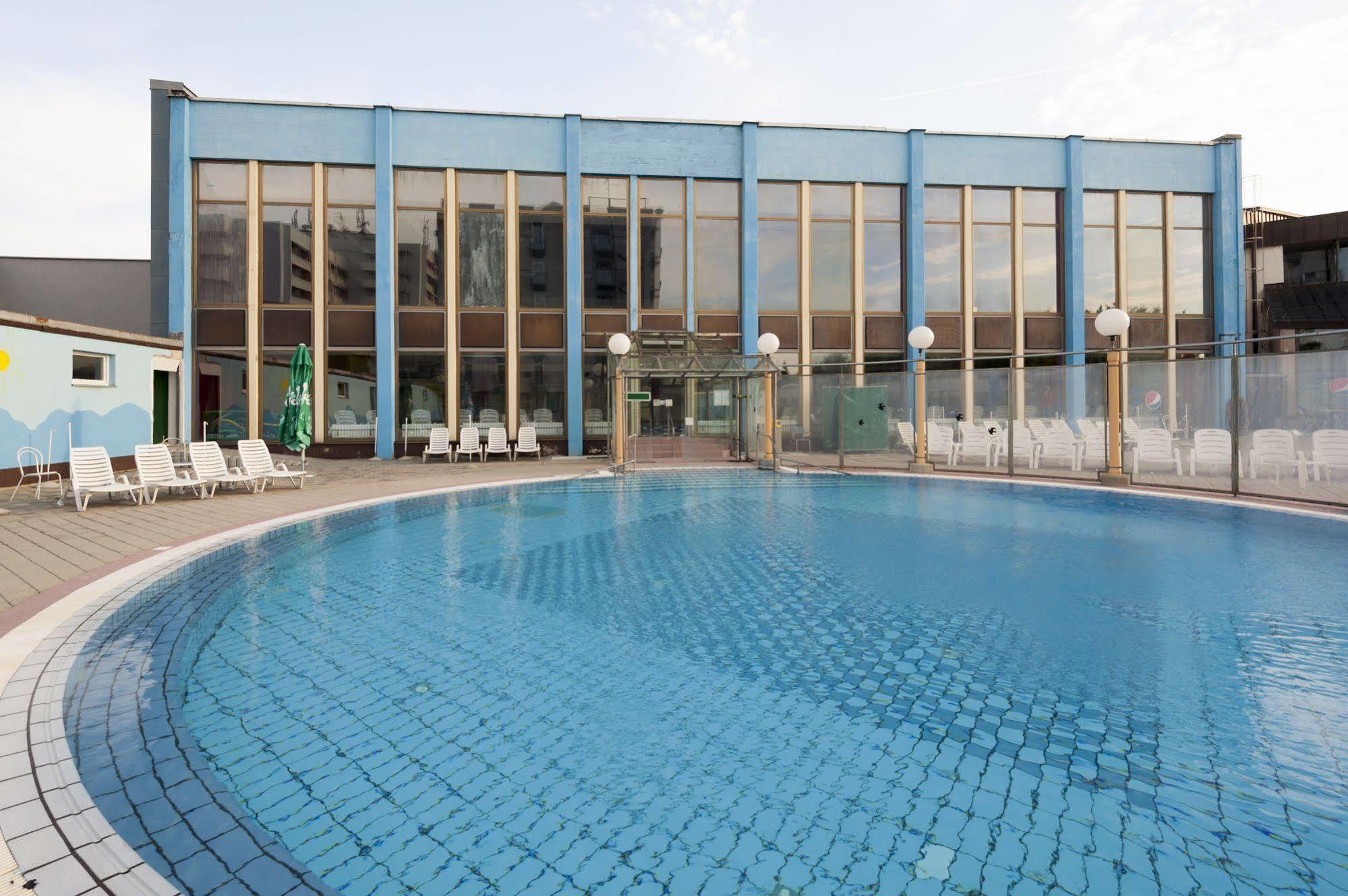 Hotel Izvir - Sava Hotels & Resorts Radenci Kültér fotó